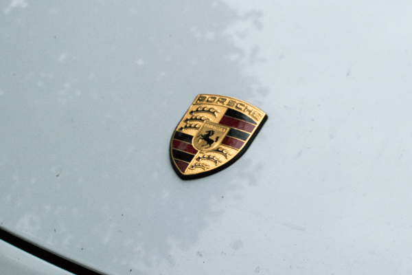 porscheBadge